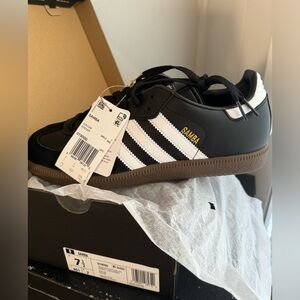 Adidas Samba